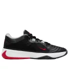 Nike Zoom Freak 5 Double Trouble nízke streetové tenisky čierne-červené — produktová fotografia na bielom pozadí, bočný pohľad