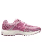 Nike Zoom Vomero 5 Elemental Pink dámske nízke bežecké tenisky ružové — produktová fotografia na bielom pozadí, bočný pohľad