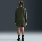NOCTA Cardinal Fleece Shorts Cargo Khaki/Team Red šortky khaki-červené — produktová fotografia na bielom pozadí, bočný pohľad