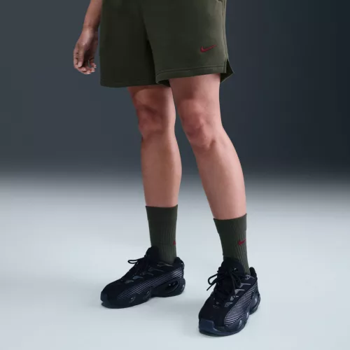 NOCTA Cardinal Fleece Shorts Cargo Khaki/Team Red šortky khaki-červené — produktová fotografia na bielom pozadí, bočný pohľad