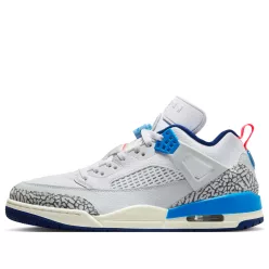 Jordan Spizike Low White Blue Void nízke streetové tenisky biele-modré — produktová fotografia na bielom pozadí, bočný pohľad