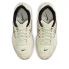 Nike Air Peg 2K5 Sea Glass dámske nízke streetové tenisky — produktová fotografia na bielom pozadí, bočný pohľad