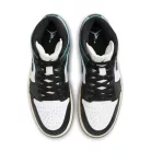 Jordan 1 Mid SE Oxidized Green dámske polovysoké streetové tenisky zelené — produktová fotografia na bielom pozadí, bočný pohľad