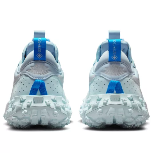 Jordan 1 Low Element Gore-Tex Glacier Blue Silver nízke streetové tenisky modré-strieborné — produktová fotografia na bielom pozadí, bočný pohľad