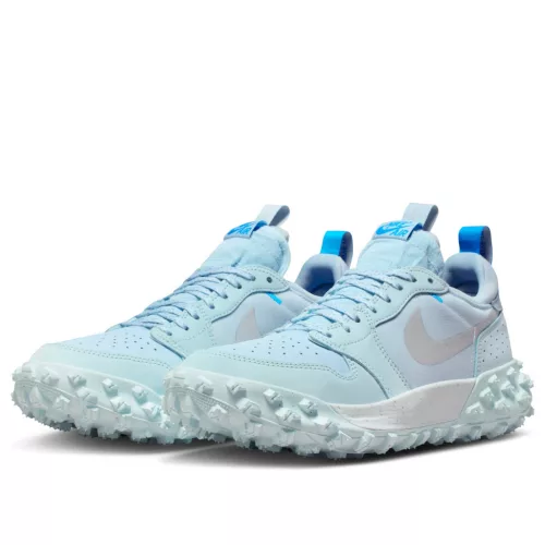 Jordan 1 Low Element Gore-Tex Glacier Blue Silver nízke streetové tenisky modré-strieborné — produktová fotografia na bielom pozadí, bočný pohľad