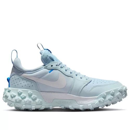Jordan 1 Low Element Gore-Tex Glacier Blue Silver nízke streetové tenisky modré-strieborné — produktová fotografia na bielom pozadí, bočný pohľad
