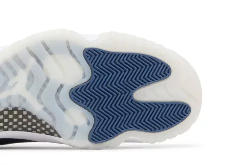 Jordan 11 Retro Low Diffused Blue pánske nízke mestské tenisky biele