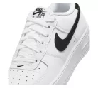 Nike Air Force 1 Low White Black (2024) detské nízke streetové tenisky biele-čierne — produktová fotografia na bielom pozadí, bočný pohľad