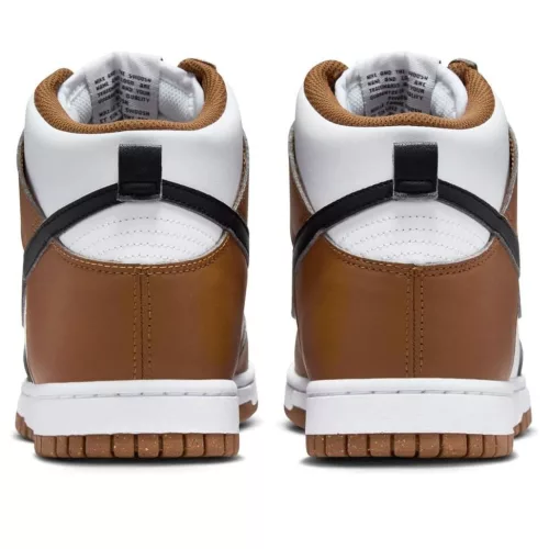 Nike Dunk High Next Nature Light British Tan dámske vysoké streetové tenisky béžové — produktová fotografia na bielom pozadí, bočný pohľad