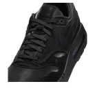 Nike Air Max 1 '86 OG Vanta Black nízke streetové tenisky čierne — produktová fotografia na bielom pozadí, bočný pohľad