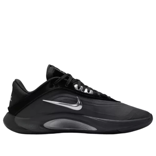 Nike A'ja Wilson A'One Black Dark Smoke Grey dámske nízke basketbalové tenisky čierne-strieborné — produktová fotografia na bielom pozadí, bočný pohľad