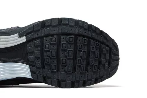 Nike P-6000 Suede Anthracite Metallic Silver pánske nízke mestské tenisky sivé