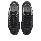 Nike P-6000 Suede Anthracite Metallic Silver nízke streetové tenisky tmavosivé-strieborné — produktová fotografia na bielom pozadí, bočný pohľad