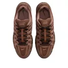 Nike P-6000 Suede Cacao Wow nízke streetové tenisky hnedé — produktová fotografia na bielom pozadí, bočný pohľad