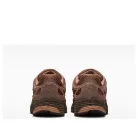 Nike P-6000 Suede Cacao Wow nízke streetové tenisky hnedé — produktová fotografia na bielom pozadí, bočný pohľad