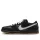 Nike Dunk Low Pro SB Black White Gum nízke streetové tenisky čierne-biele — produktová fotografia na bielom pozadí, bočný pohľad