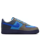 Nike Air Force 1 Low SP Stash (2024) nízke streetové tenisky sivé-modré — produktová fotografia na bielom pozadí, bočný pohľad