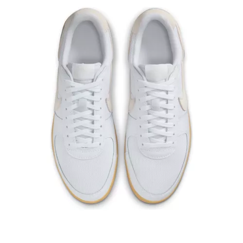 Nike Field General '82 White Gum nízke streetové tenisky biele — produktová fotografia na bielom pozadí, bočný pohľad