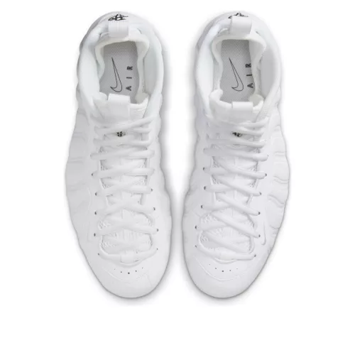 Nike Air Foamposite One Triple White nízke streetové tenisky biele — produktová fotografia na bielom pozadí, bočný pohľad