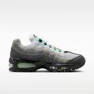 Nike Air Max 95 OG Big Bubble Fresh Mint dámske nízke streetové tenisky mentolové — produktová fotografia na bielom pozadí, bočný pohľad