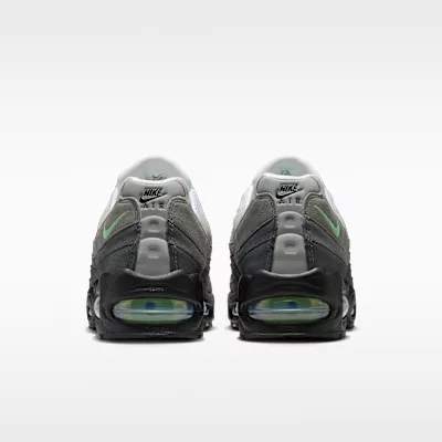 Nike Air Max 95 OG Big Bubble Fresh Mint dámske nízke streetové tenisky mentolové — produktová fotografia na bielom pozadí, bočný pohľad