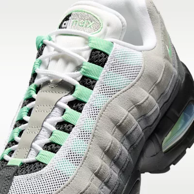 Nike Air Max 95 OG Big Bubble Fresh Mint dámske nízke streetové tenisky mentolové — produktová fotografia na bielom pozadí, bočný pohľad