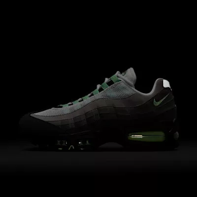 Nike Air Max 95 OG Big Bubble Fresh Mint dámske nízke streetové tenisky mentolové — produktová fotografia na bielom pozadí, bočný pohľad