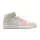 Jordan 1 Mid SE White Sea Glass Glacier Blue Guava Ice polovysoké streetové tenisky biele-modré — produktová fotografia na bielom pozadí, bočný pohľad