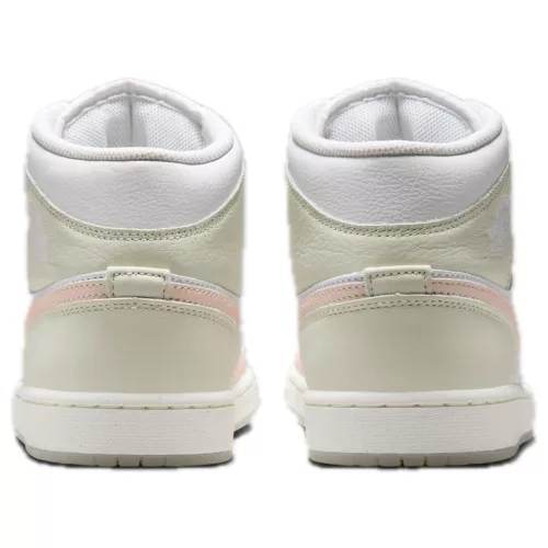 Jordan 1 Mid SE White Sea Glass Glacier Blue Guava Ice polovysoké streetové tenisky biele-modré — produktová fotografia na bielom pozadí, bočný pohľad