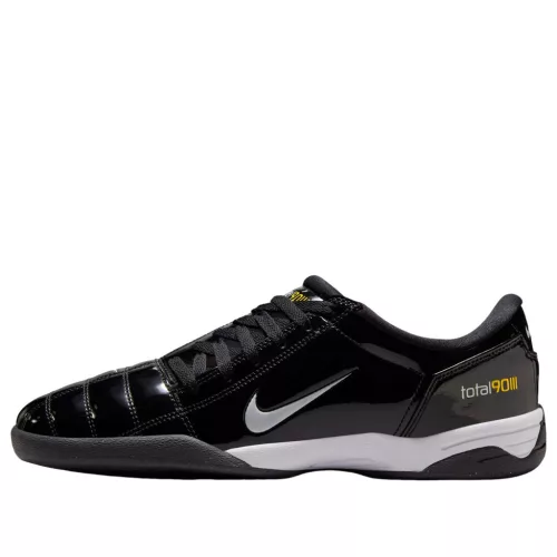 Nike Total 90 3 SP Black nízke streetové tenisky čierne — produktová fotografia na bielom pozadí, bočný pohľad