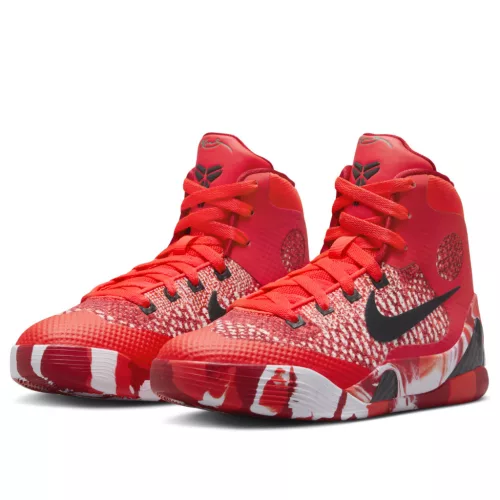 Nike Kobe 9 Elite Protro Christmas (2024) detské nízke basketbalové tenisky — produktová fotografia na bielom pozadí, bočný pohľad