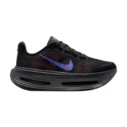 Nike Vomero Premium Black Sapphire Rose dámske nízke bežecké tenisky čierne — produktová fotografia na bielom pozadí, bočný pohľad