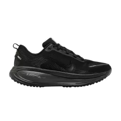Nike Vomero 18 Black Dark Smoke Grey Light Smoke Grey nízke bežecké tenisky čierne-sivé — produktová fotografia na bielom pozadí, bočný pohľad