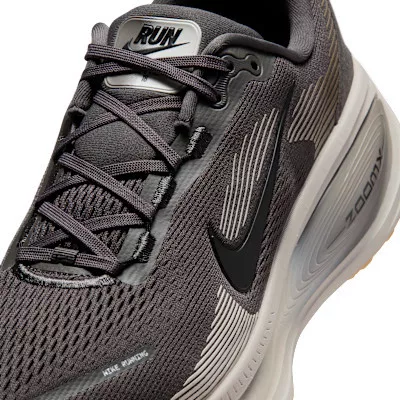 Nike Vomero 18 Medium Ash College Grey pánske nízke bežecké topánky sivé