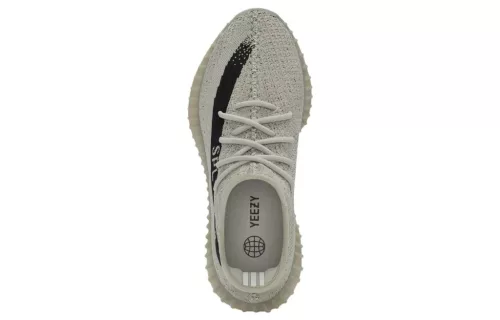 adidas Yeezy Boost 350 V2 Slate nízke streetové tenisky — produktová fotografia na bielom pozadí, bočný pohľad