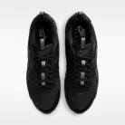 Nike Air Max 90 Drift Triple Black nízke streetové tenisky čierne — produktová fotografia na bielom pozadí, bočný pohľad