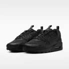 Nike Air Max 90 Drift Triple Black nízke streetové tenisky čierne — produktová fotografia na bielom pozadí, bočný pohľad
