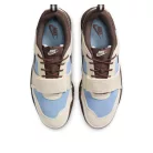 Nike Zoom Field Jaxx Travis Scott Leche Blue nízke streetové tenisky modré-hnedé — produktová fotografia na bielom pozadí, bočný pohľad