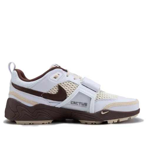 Nike Zoom Field Jaxx Travis Scott Light Chocolate nízke streetové tenisky čokoládové — produktová fotografia na bielom pozadí, bočný pohľad