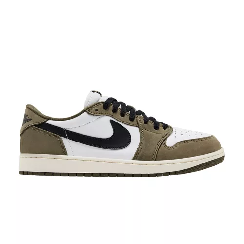 Jordan 1 Retro Low Medium Olive Summit White Sail Black nízke streetové tenisky olivové-biele — produktová fotografia na bielom pozadí, bočný pohľad