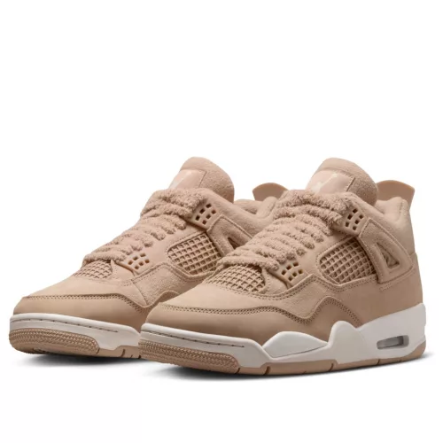 Jordan 4 Retro Cozy Girl dámske nízke streetové tenisky — produktová fotografia na bielom pozadí, bočný pohľad