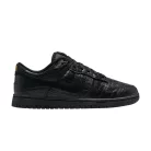 Nike Dunk Low Crocodile Black dámske nízke streetové tenisky čierne — produktová fotografia na bielom pozadí, bočný pohľad