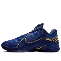 Nike LeBron 22 Monopoly Deep Royal Blue nízke basketbalové tenisky kráľovsky modré-modré — produktová fotografia na bielom pozadí, bočný pohľad
