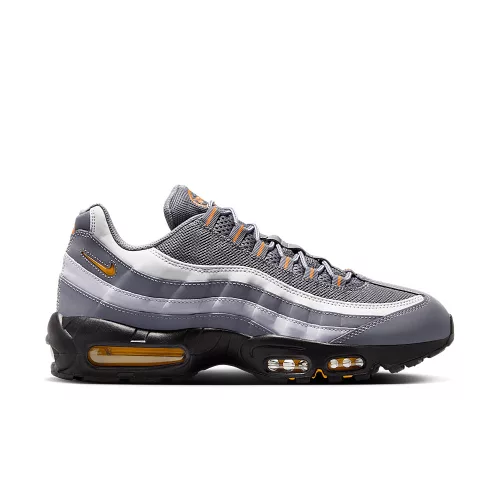 Nike Air Max 95 Cool Grey Sundial nízke streetové tenisky sivé — produktová fotografia na bielom pozadí, bočný pohľad