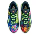 Nike LeBron 22 Bryce's World nízke basketbalové tenisky — produktová fotografia na bielom pozadí, bočný pohľad