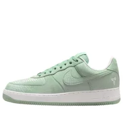 Nike Air Force 1 Low Kobe Bryant Forever Steam nízke streetové tenisky — produktová fotografia na bielom pozadí, bočný pohľad