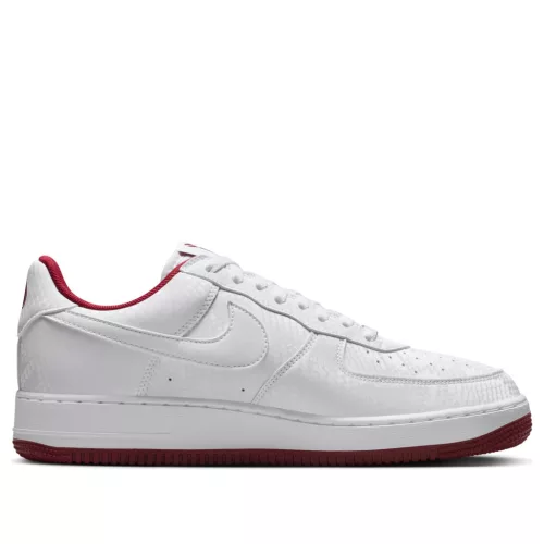 Nike Air Force 1 Low Kobe Bryant Forever Lower Merion Home nízke streetové tenisky biele — produktová fotografia na bielom pozadí, bočný pohľad