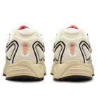 Nike Air Pegasus Wave Coconut Milk nízke bežecké tenisky lomené biele-červené — produktová fotografia na bielom pozadí, bočný pohľad