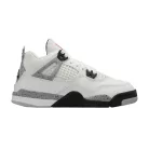 Jordan 4 Retro White Cement (2025) detské nízke streetové tenisky biele — produktová fotografia na bielom pozadí, bočný pohľad