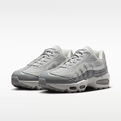 Nike Air Max 95 SE Big Bubble Grey Fog Silver dámske nízke streetové tenisky sivé-strieborné — produktová fotografia na bielom pozadí, bočný pohľad